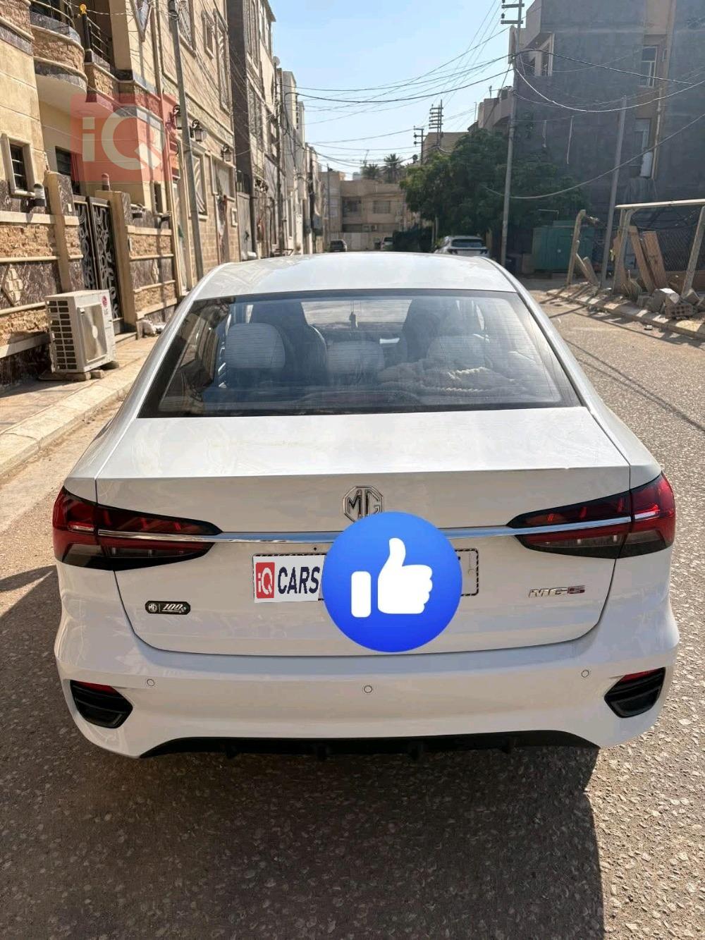 MG 5 Plus
